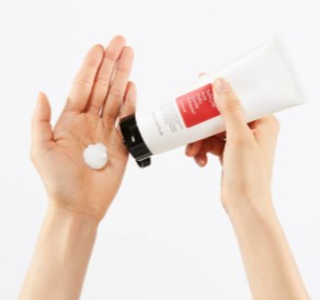 CosRX Salicylic Acid Daily Gentle Cleanser